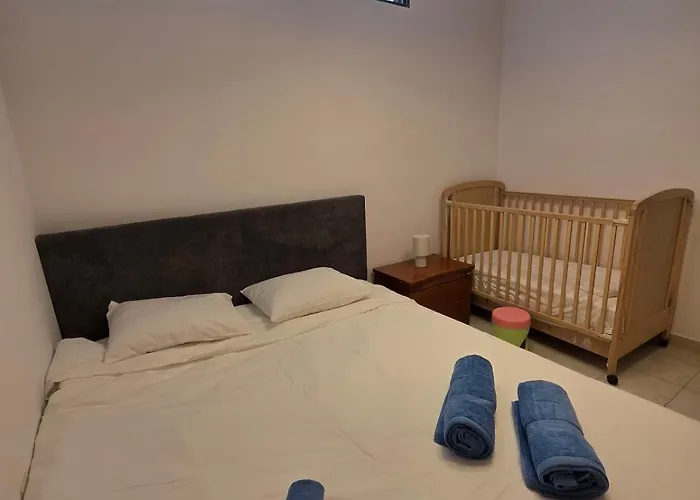 Vila Gardens Villa,