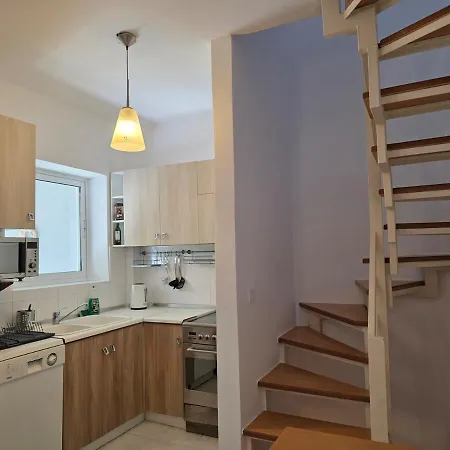 Villa Gardens Villa, *